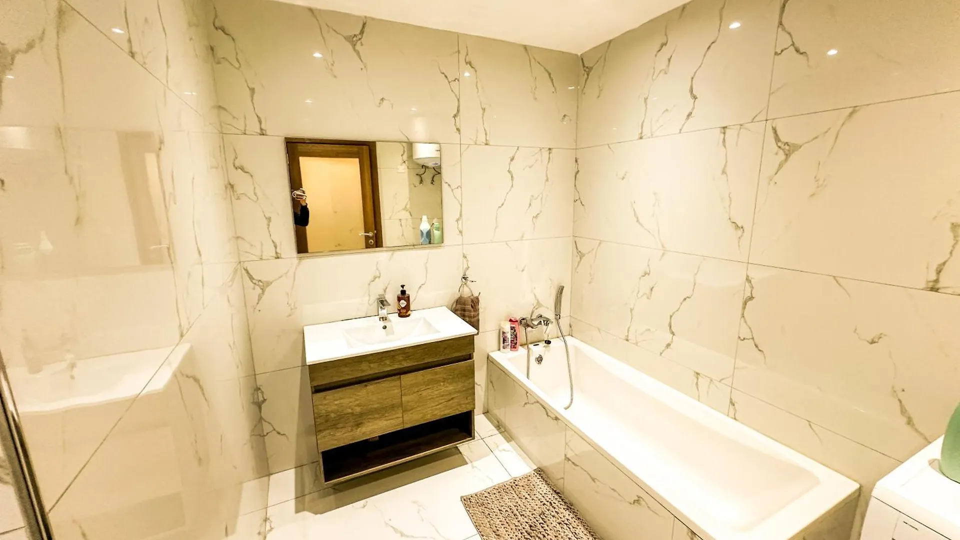Апартаменты Sliema Jacuzzi Flat